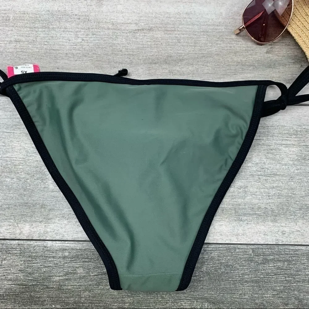 Xhilaration NWT string bikini bottoms‎